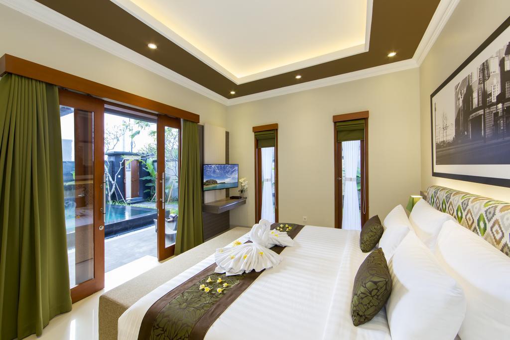 The Banyumas Suite Villa Legian Extérieur photo