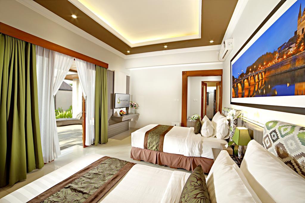 The Banyumas Suite Villa Legian Extérieur photo